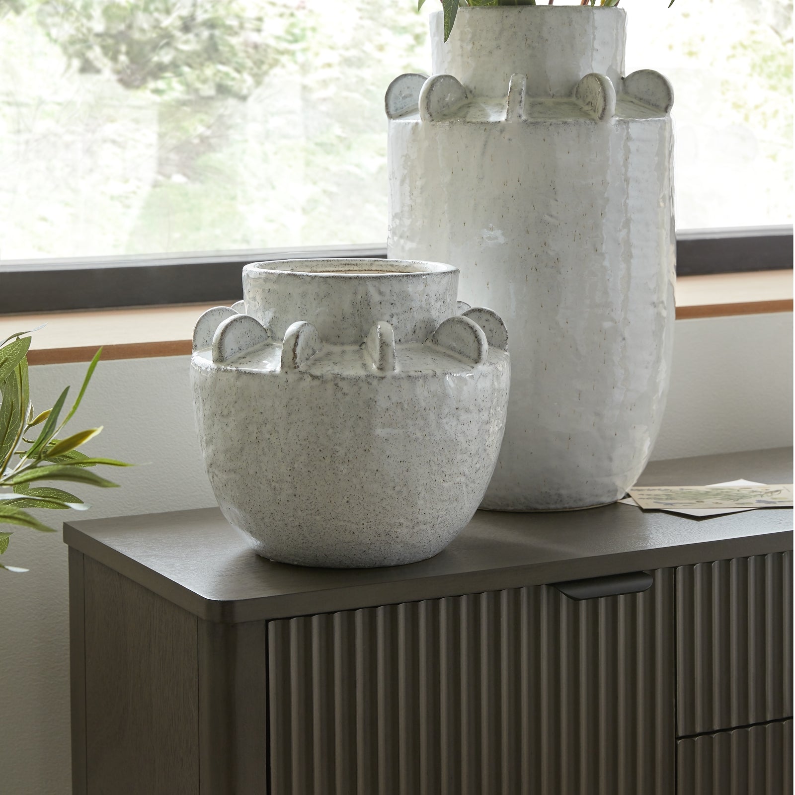 Dara Hydria Vase