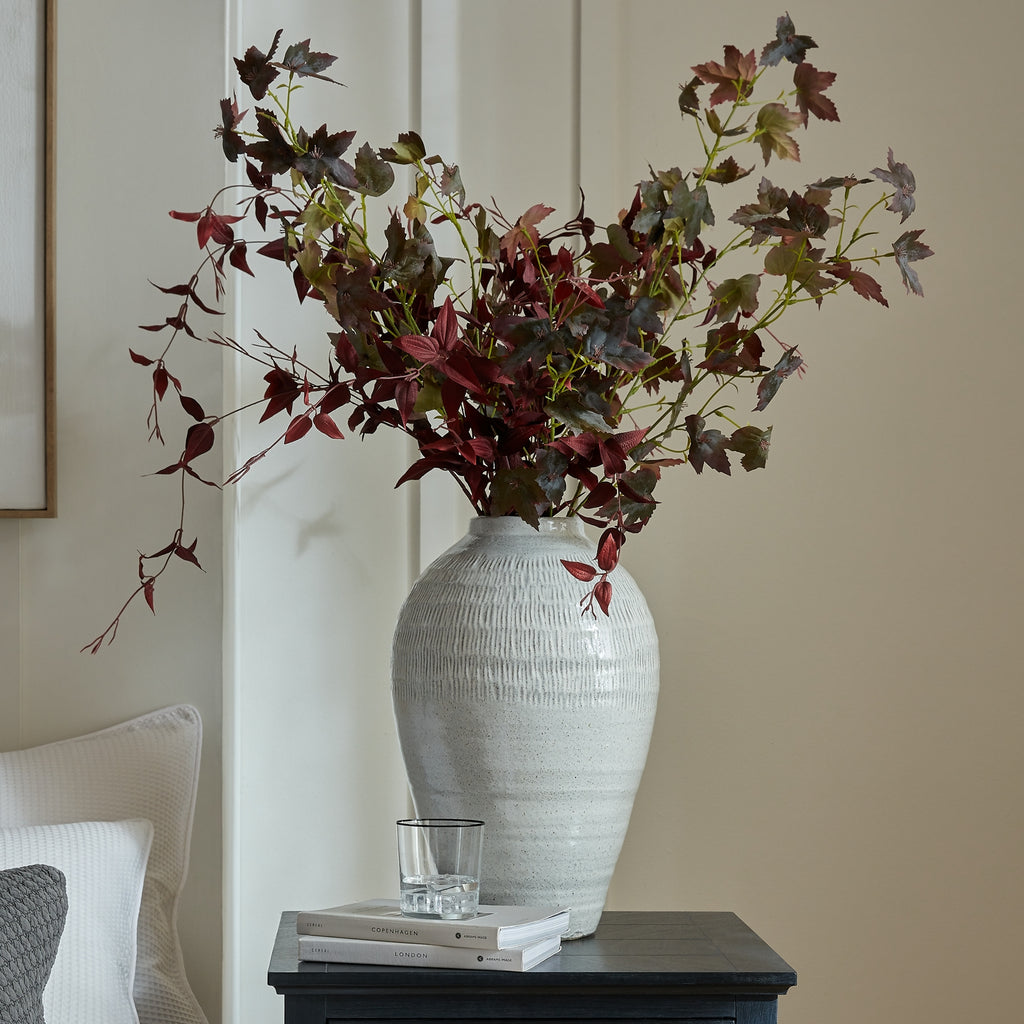Kemi Olpe Vase